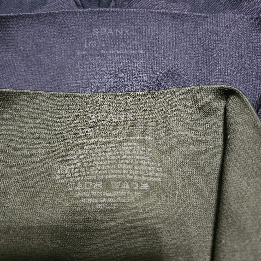 Spanx Set Of 2 Large Camo Leggings - Picture 4 of 4